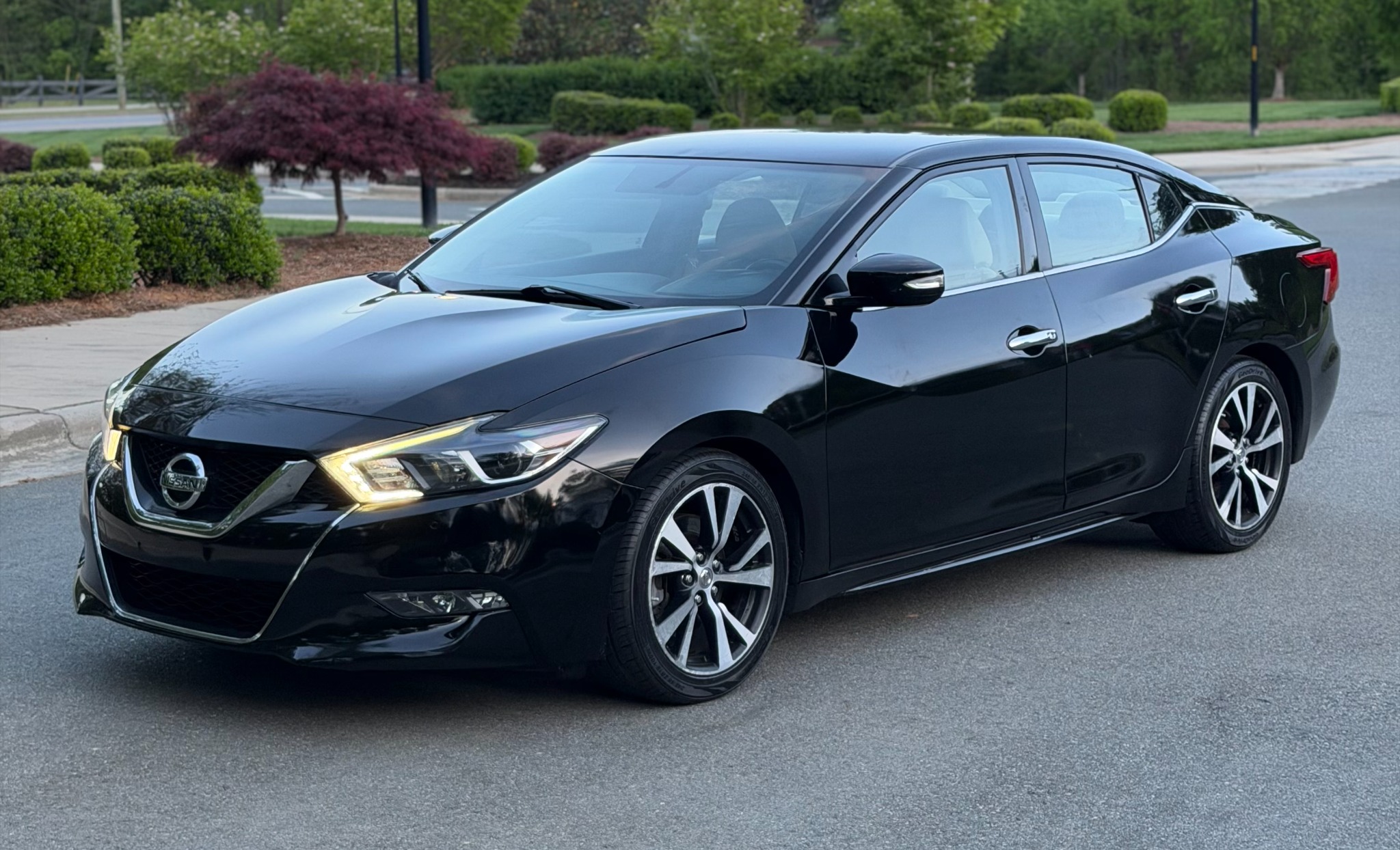 Driver-side exterior view