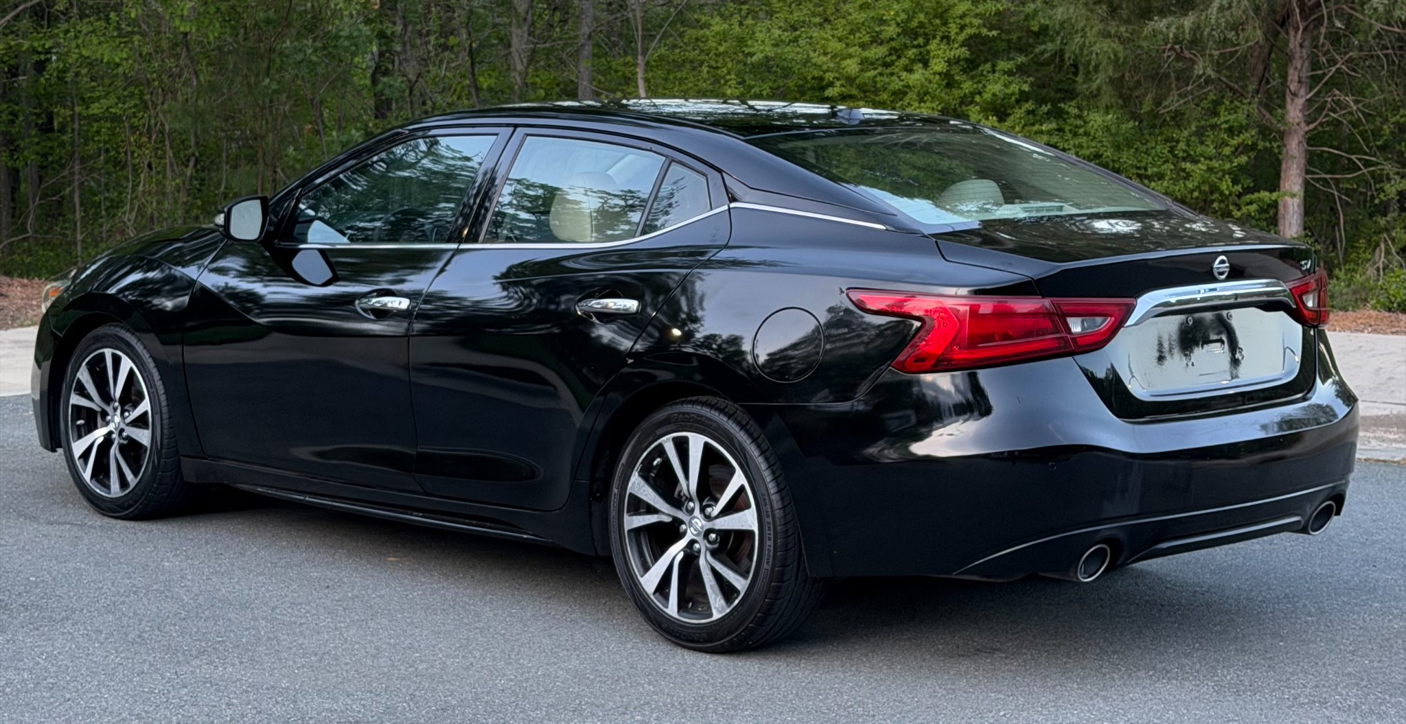 Passenger-side exterior view